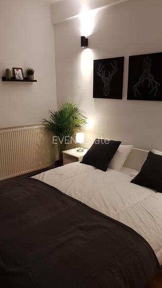 3 cam Piață Romana - Vasile Lascăr - 2