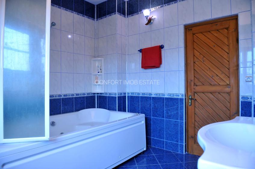 Vila de pe cărțile poștale - 27