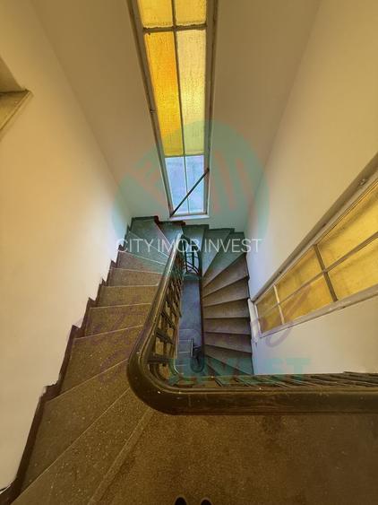 Eleganta, stil si mult potential intr-un apartament interbelic de 3 camere - 14