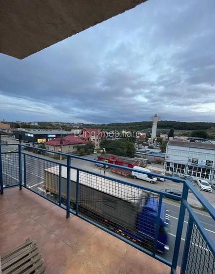 Apartament cu 3 camere, 55 mp, etaj intermediar, parcare, zona Calea Baciului - 8