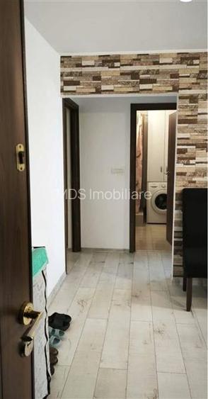 Mobilat si utilat la etajul 2/4 in Bucovina - 7