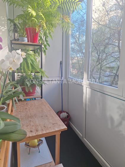 2 Camere Decomandat Etaj 2 la 5 min Metrou Gorjului Ideal Investiție - 11