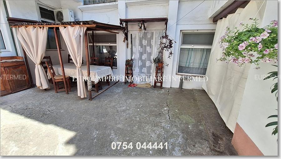 Apartament 4 camere de vanzare in Centrul Constantei - 2