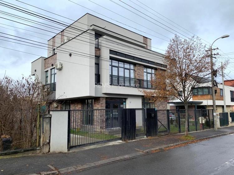 Casa individuala, ideal sediu firma in Andei Muresanu - 2