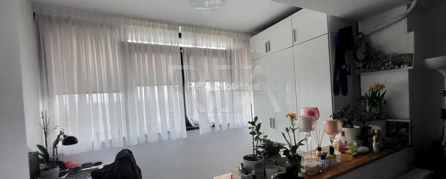 2 camere reconfigurat în 3 camere | Terasă | Parcare - 4