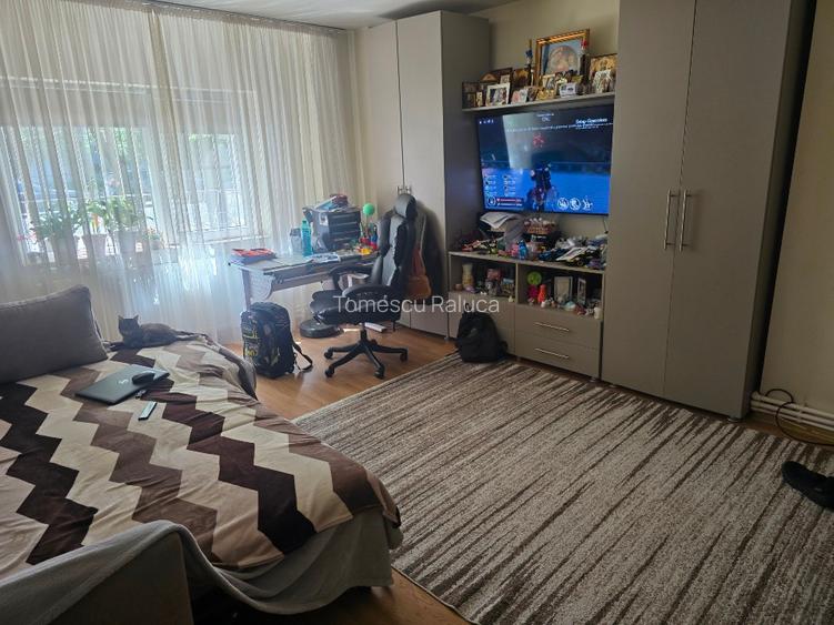 Apartament 3camere ultracentral cu vedere la mare   - 5