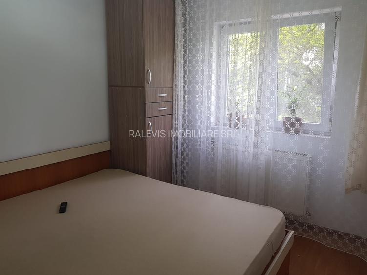 Apartament 2 camere Piata Resita, etaj 1, curat, 360 euro - 7
