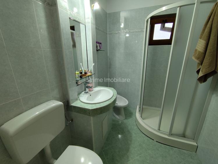 Apartament ultracentral cu 2 camere, 56 mp, 2 balcoane, etaj 3/4 - 4