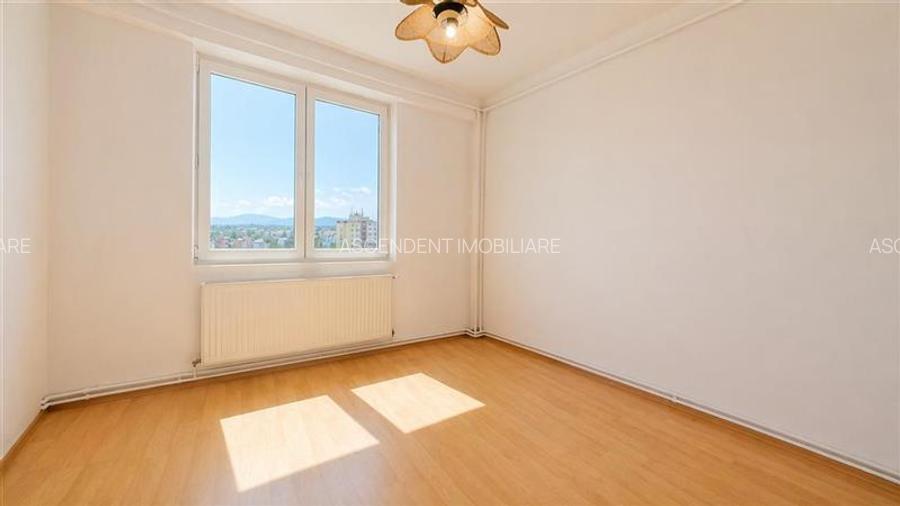 3D! Renovat, luminos, cu vedere panoramica, Vlahuta, Brasov. - 2