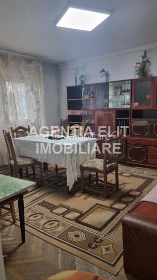 Apartament 4 camere, zona Centrala - 4