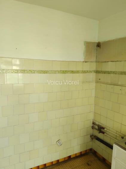 Timpuri Noi - Tineretului: 3 camere cu potențial imens (2 băi, decomandat) - 8