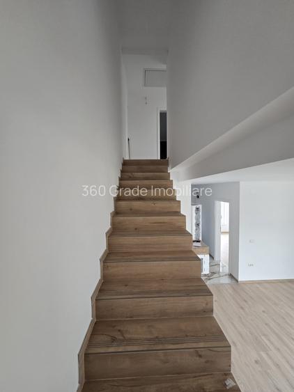 Duplex de vânzare Calea Medveș - 4 camere - 133.000 Euro + TVA - 6