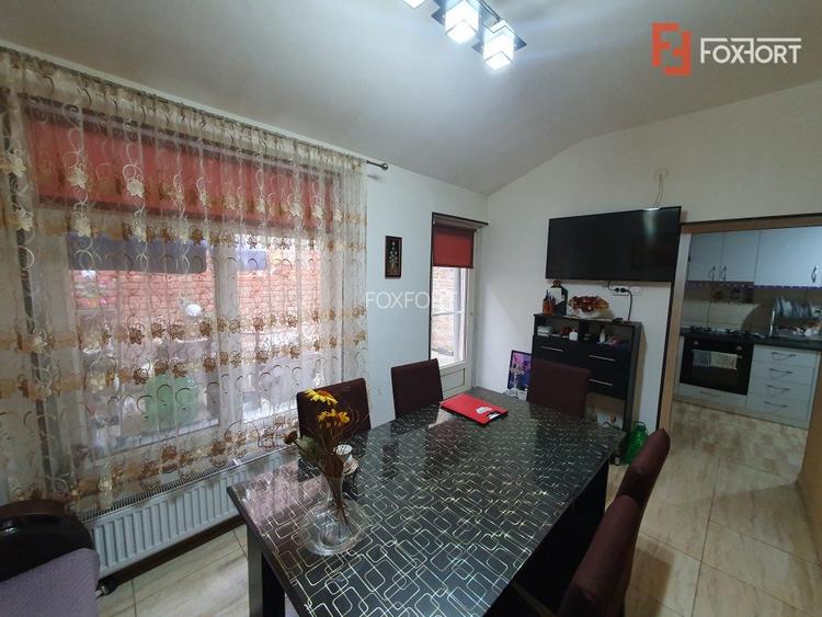 Apartament cu 2 camere decomandat, cladire istorica - Sinaia - 14