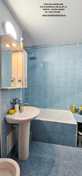Apartament 2 camere decomandate, zona Petrodava