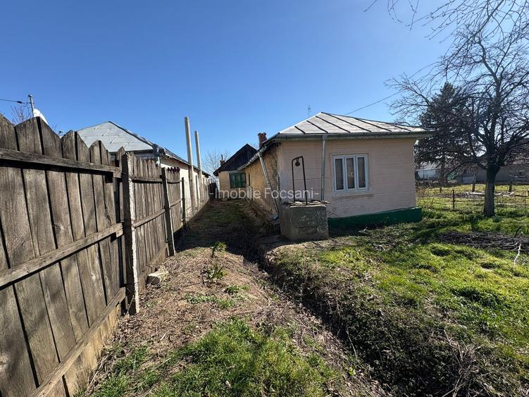 Casa - teren 2200 mp - Urechesti - De Vanzare - 3