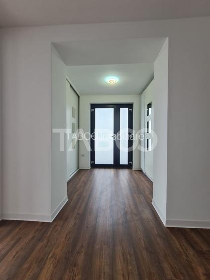 Casa noua de vanzare in Sebes strada asfaltata - 18