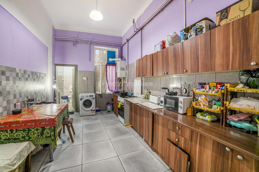 4 camere*Parter/2*Vila interbelică*Curte comună*120 mp utili*C. Dona 5 - 7