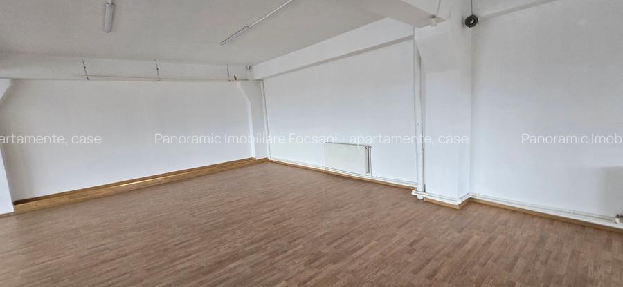 Spatiu de birouri, cabinete medicale, clinici, etc. - 12