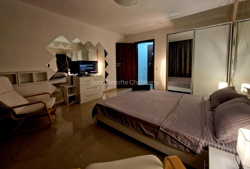 Garsoniera la Budapesta/Tineretului - la bulevard/vad comercial - recent renovat - 2