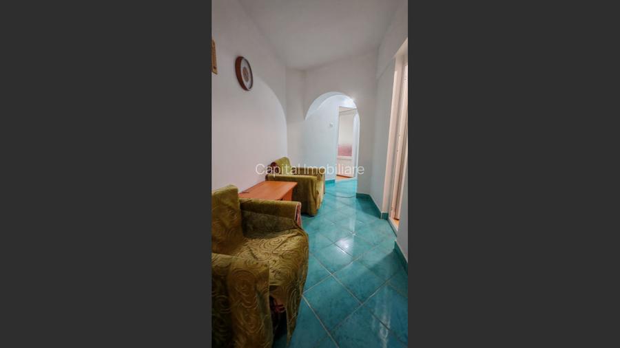 De vanzare apartament spatios cu 4 camere decomandate, zona gării - 12