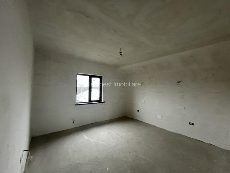 Oportunitate! Vila P+M inalta, 4 camere, placa de beton, Valu lui Traian! - 9