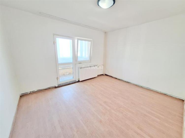 Apartament 3 camere decomandat, zona Nord - 4