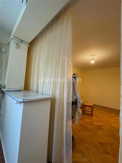 Apartament 4 camere de vanzare zona Alunisului -Tulcea - 3