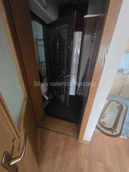 Apartament 3 camere roman  - 8