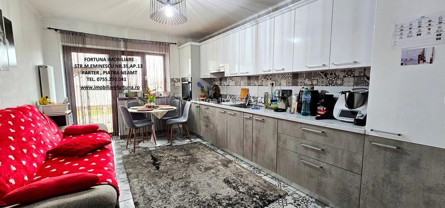 Vila cocheta prevazuta cu beci, terasa si teren- Piatra Neamt - 10