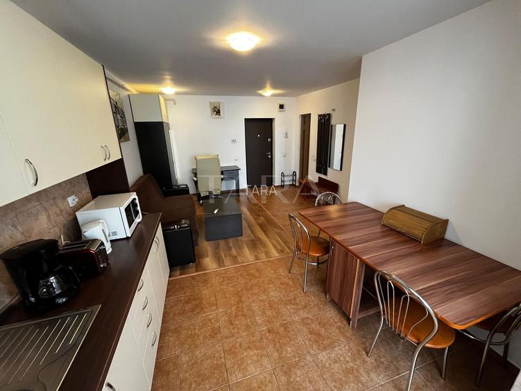 2 camere mobilat, parcare CF, zona Florilor Florești. - 2