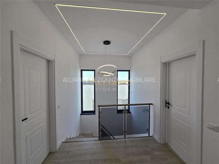 Vila individuala - 4 camere - 3 bai - incalzire pardoseala - placa de beton - 6
