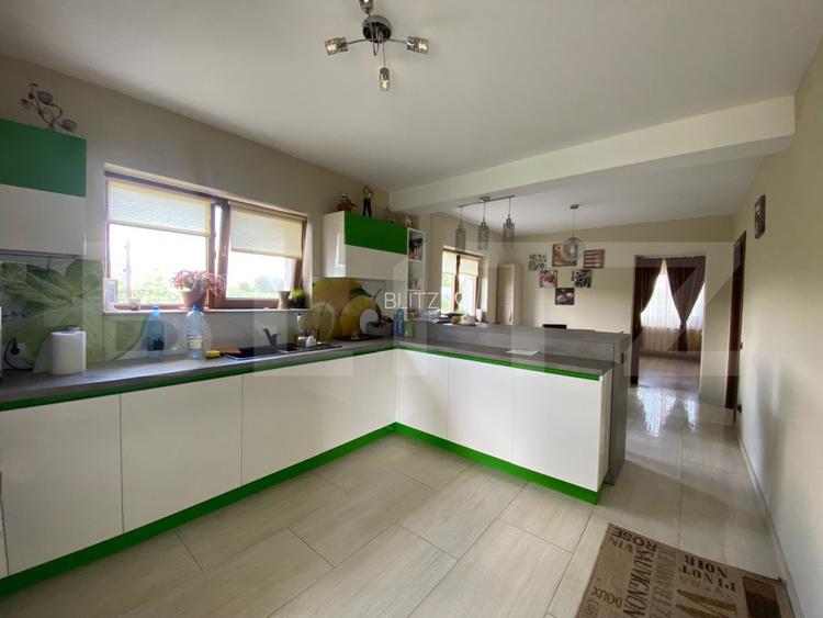 Casa spatioasa cu teren generos de 1600 mp, ideala pentru locuinta sau investiti - 9