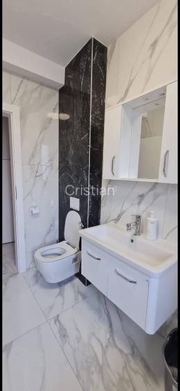 Penthouse 3 camere, 2 băi, 2 parcări, 91,2 mp, Giroc | 650 EUR - 2
