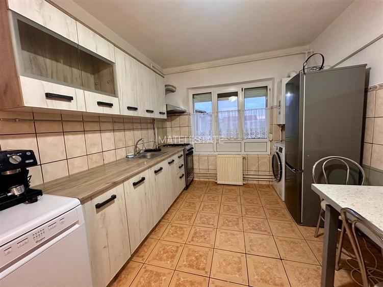 Apartament decomandat cu 2 camere,Calea Aradului83000Euro. - 2