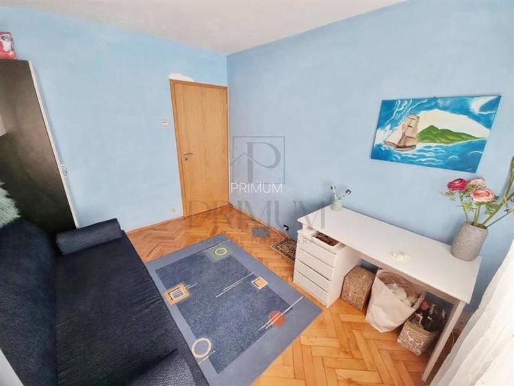 Aradului - 3 Cam - Decomandat - Boxa - Centrala Proprie - Bloc Anvelopat - ZONA - 3