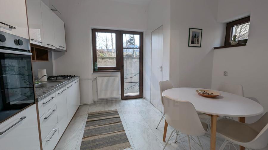 Apartament 3 camere 86 mp utili 2 bai 2 balcoane zona Trei Stejari