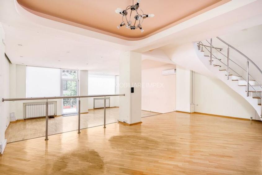 Vila la inchiriat > - 2