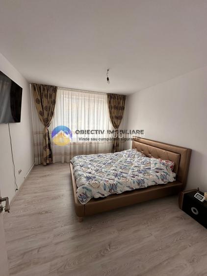 Apartament de inchiriat – 4 camere/ zona Scoala Nr.2  - 17