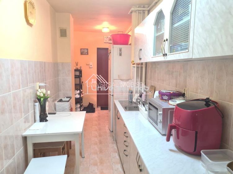 Apartament cu 2 camere decomandate, str. Parang - 7