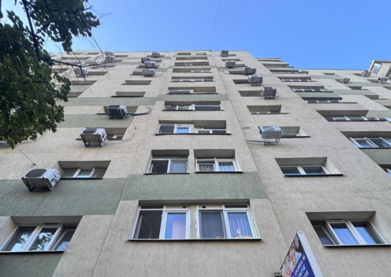Iancului | Garsoniera | AN 1979 | 2 min METROU