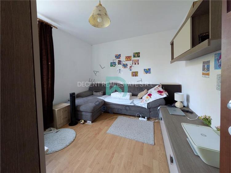 Vand apartamente 3 camere Garii, Brasov - 3