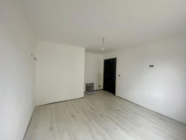 CASA INDIVIDUALA MODERNA | 600 MP TEREN | GARAJ | RADAUTI