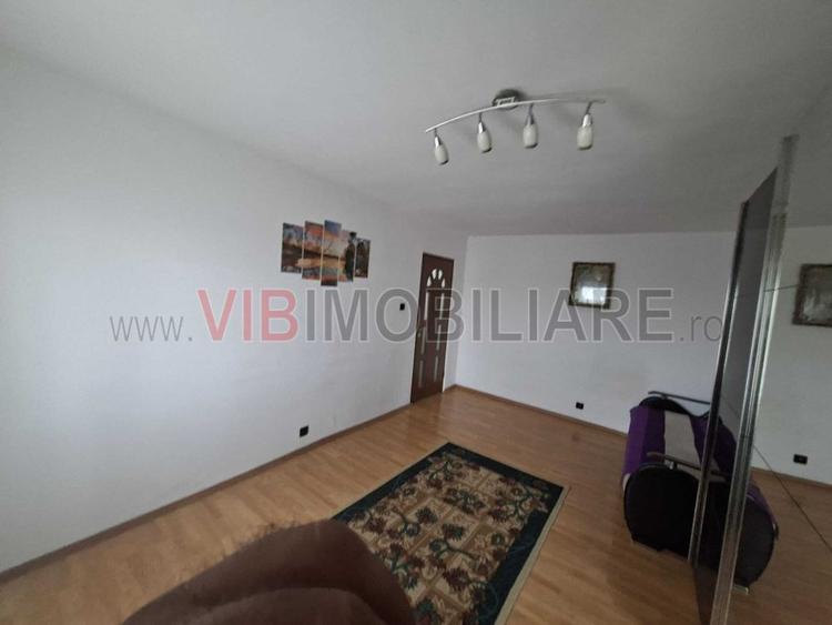 Apartament 2 camere | Complet decomandat | 2 balcoane | Mobilat | Parcare | Zona