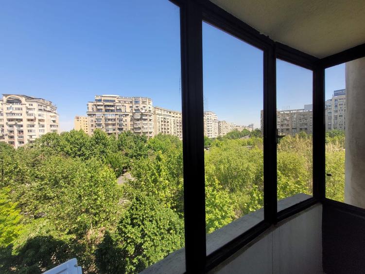 Apartament 4 camere bld Uniri Fintini renovat nemobilat ,ptr sediu punct lucru