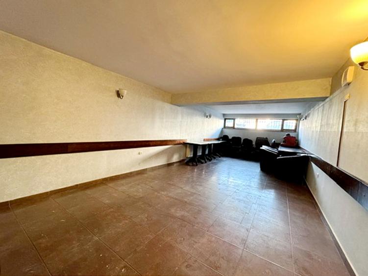 Casa/ Spatiu de Inchiriat - 11