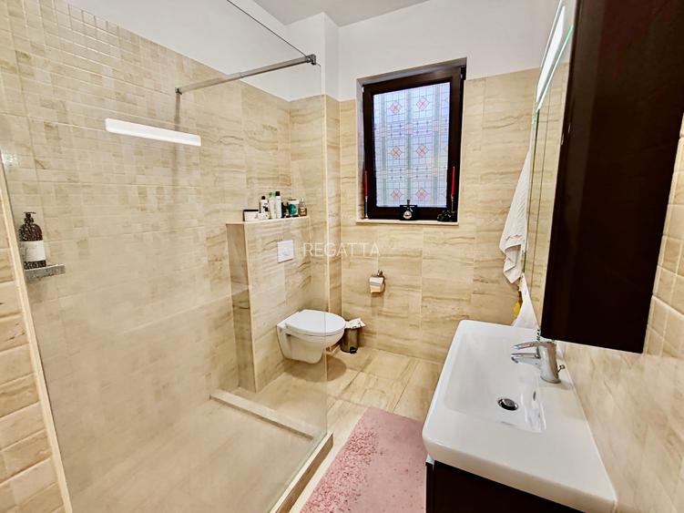 Vila spatioasa de inchiriat 7 camere cu gradina  si terasa spectaculoasa - 13