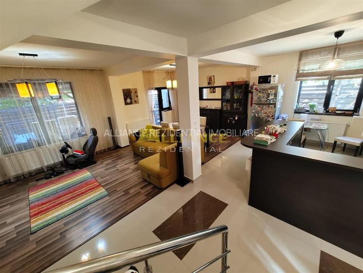 Casa tip duplex - mobilata si utilata - 4 camere- 200 mp teren - 9