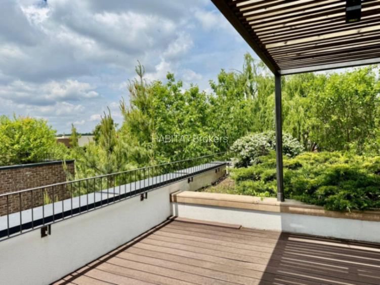 Refined Luxury Residence | Exclusive Villa with Private Spa - 31