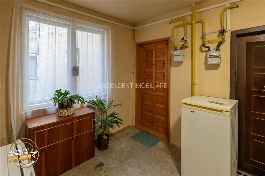 Mic refugiu cu priveliste spre padure, ergonomic, economic, Central, Covasna - 12