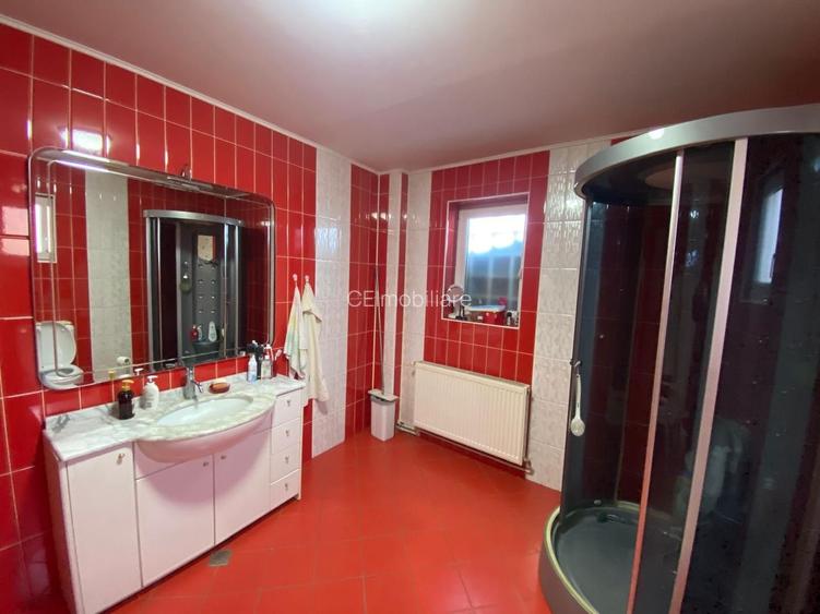 De vanzare casa in Lugoj pe strada INSULEI - 8